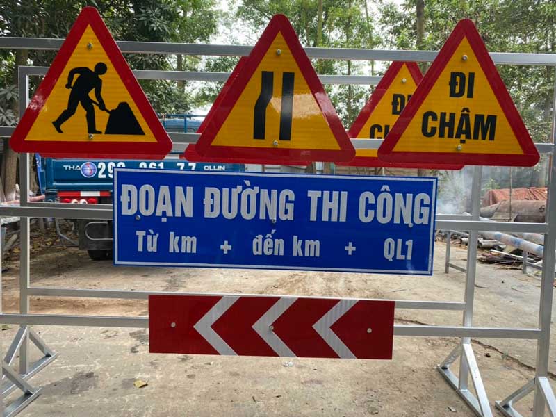 Biển báo giao thông tại Bình Phước