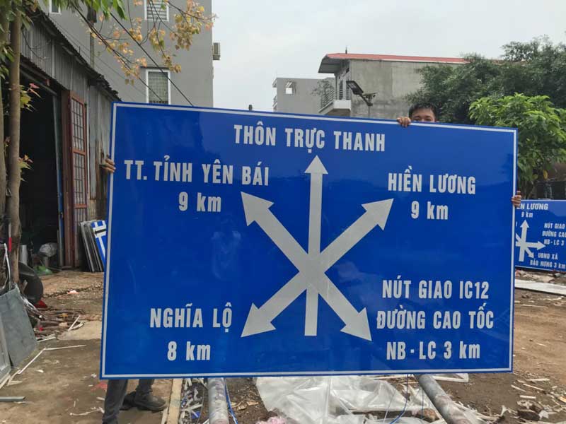 Biển báo giao thông tại Đắk Lắk