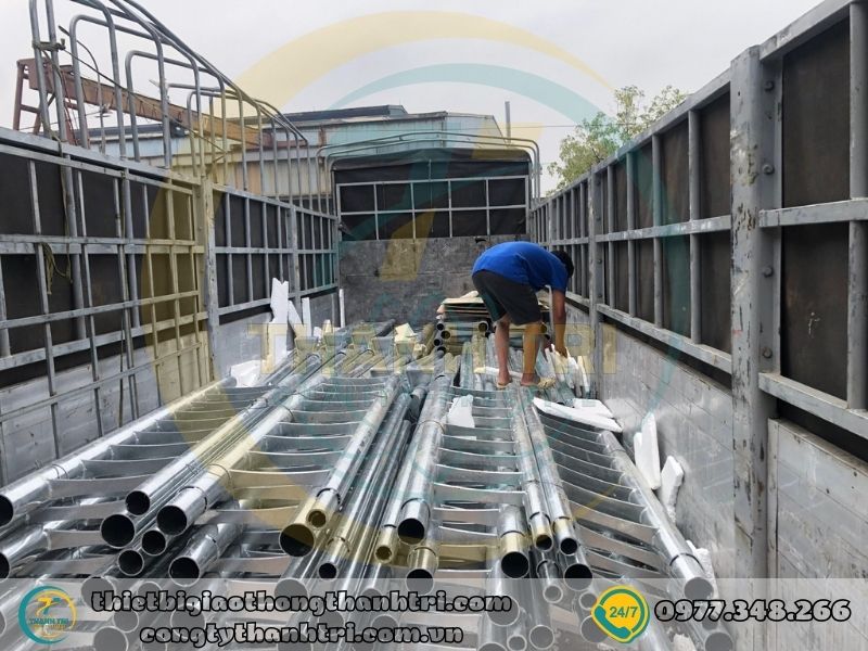 Cung cấp lan can cầu đường mạ kẽm nhúng nóng tại Thái Nguyên